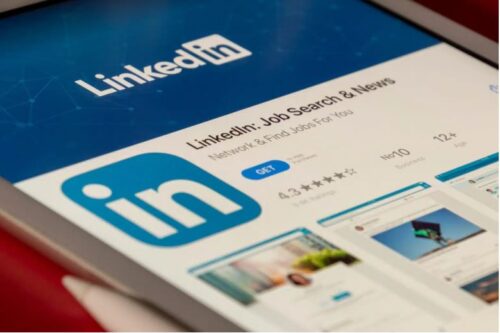 Cybercriminals Exploit LinkedIn to Spread Malware