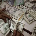 Nigeria’s Foreign Reserves Decline by $832.6 Million Amid Rising Debt Repayments